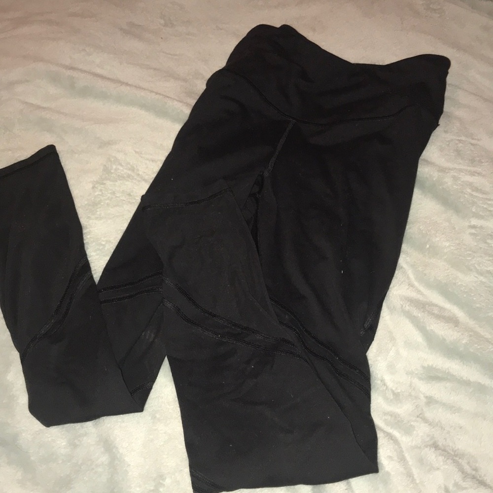 Victoria’s Secret Mesh workout leggings